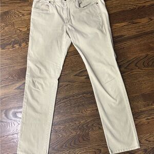 listing-status-banner